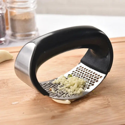 3-in-1 Garlic Press Grinder Peeler Set