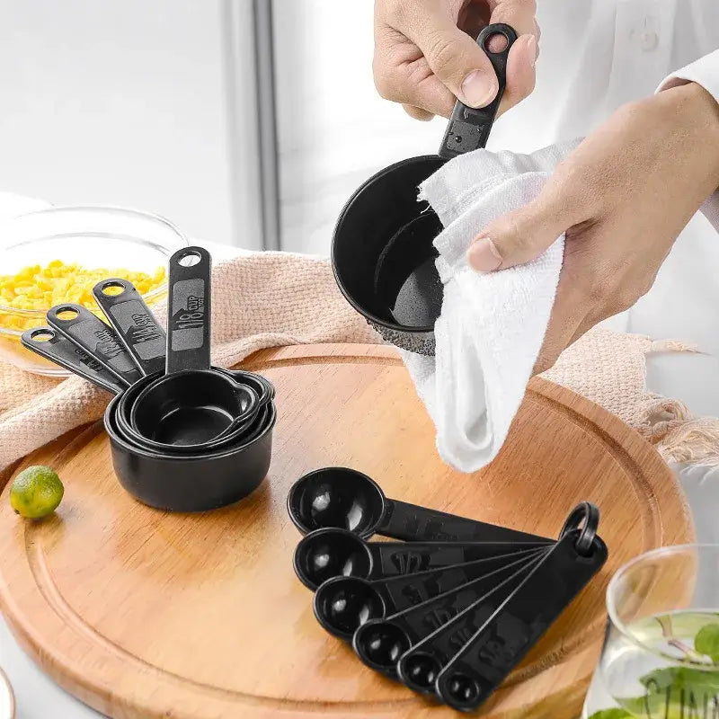 11-Piece Measuring Cup &amp; Spoon Set